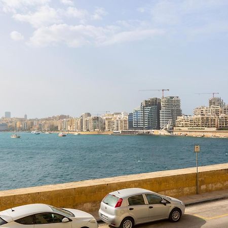 Seafront - Top Location, Top Floor With Wifi & Ac By 360 Estates Valletta Eksteriør billede