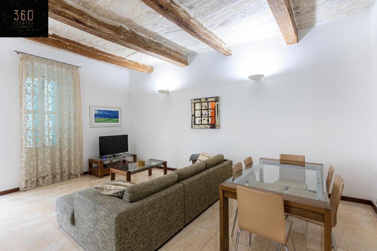 Seafront - Top Location, Top Floor With Wifi & Ac By 360 Estates Valletta Eksteriør billede